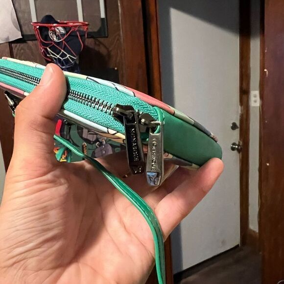 Frank Lloyd Wright Saguaro Sunrise Crossbody Bag - Picture 4 of 5